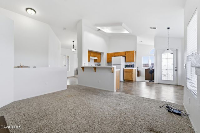 3525 Gold Stone Lane, Rosamond, CA 93560