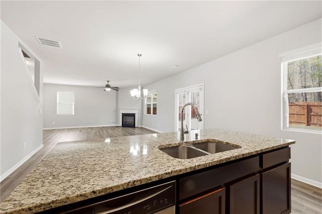 113 Hayes Park Drive, Dallas, GA 30132