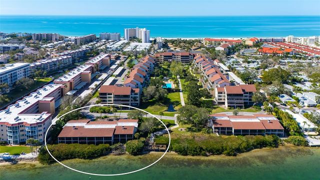 6275 MIDNIGHT PASS ROAD 6275, Sarasota, FL 34242