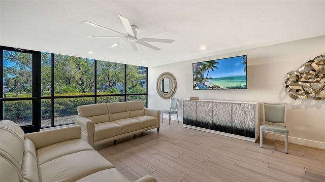 6275 MIDNIGHT PASS ROAD 6275, Sarasota, FL 34242