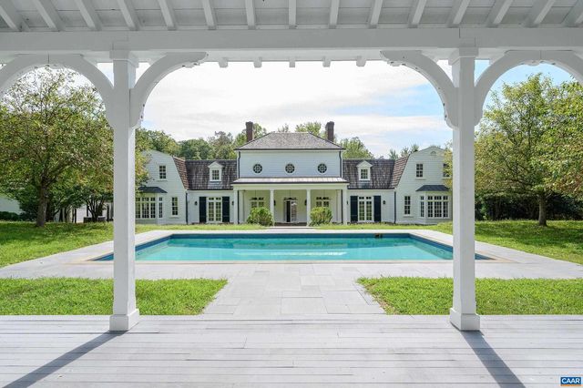 2621 COOPERS LN, Charlottesville, VA 22902