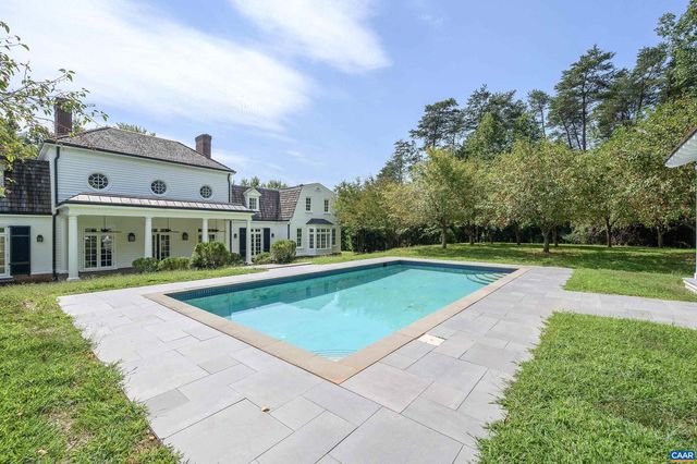 2621 COOPERS LN, Charlottesville, VA 22902