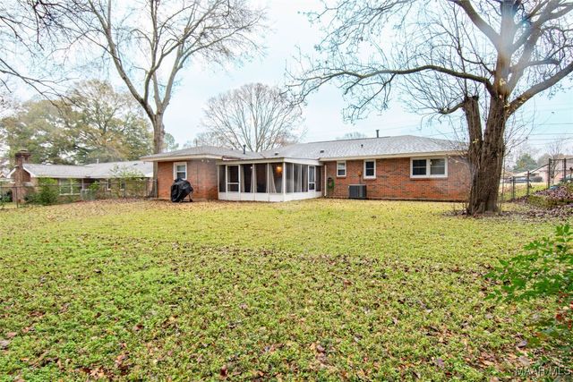 233 Vanderbilt Loop W, Montgomery, AL 36109