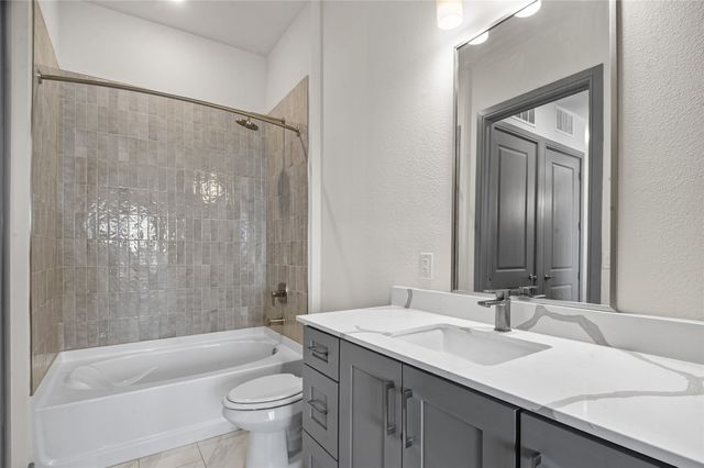 2700 Old Denton Road 3318, Carrollton, TX 75007