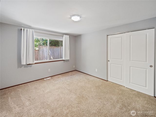 34203 44th Avenue S, Auburn, WA 98001
