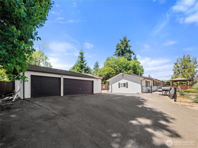 34203 44th Avenue S, Auburn, WA 98001