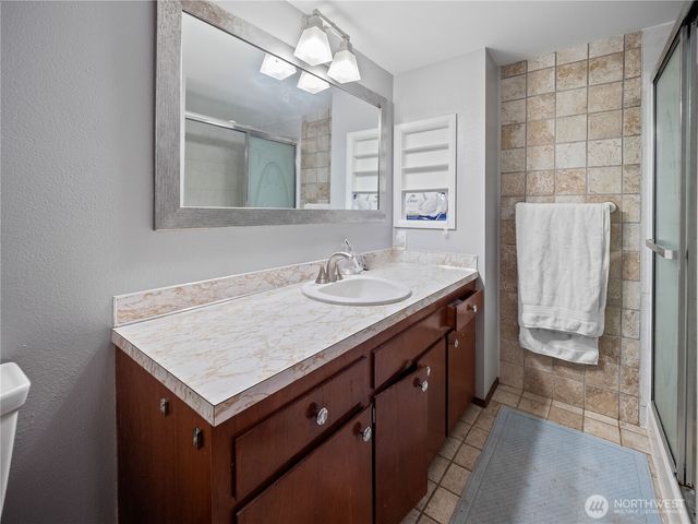 34203 44th Avenue S, Auburn, WA 98001