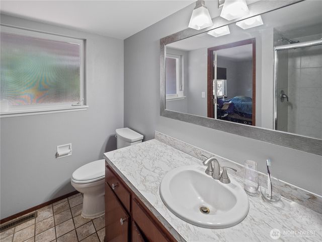 34203 44th Avenue S, Auburn, WA 98001