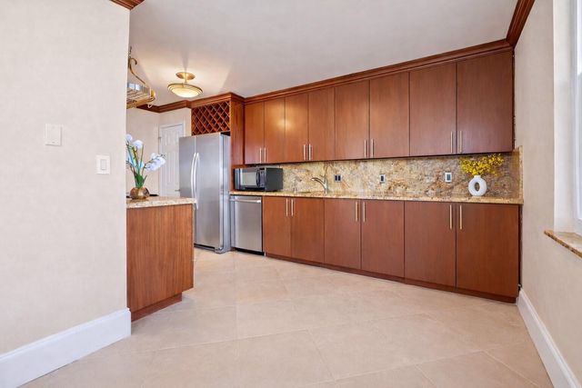 936 Intracoastal Drive 19F, Fort Lauderdale, FL 33304