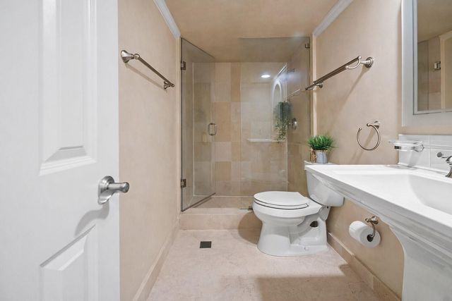 936 Intracoastal Drive 19F, Fort Lauderdale, FL 33304