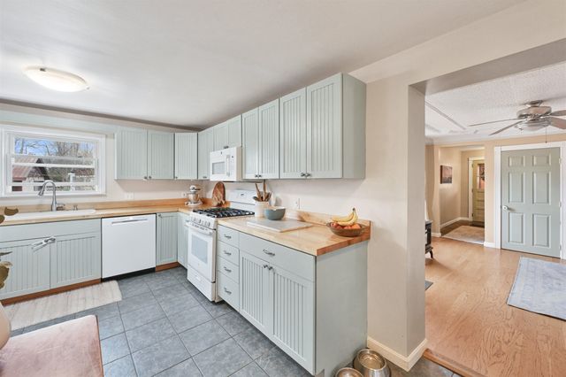 24 Edward Street, St. Albans City, VT 05478