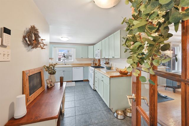 24 Edward Street, St. Albans City, VT 05478