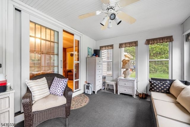 1 Oak Grove Rd, Raritan Twp., NJ 08822