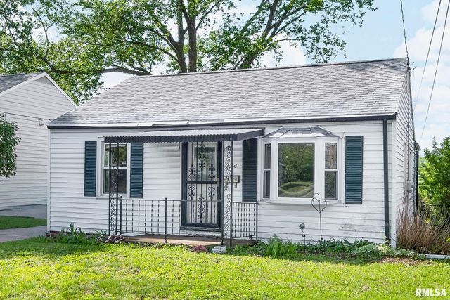 724 E DIVISION Avenue, Peoria Heights, IL 61616