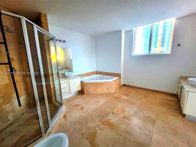 700 NE 25th St 1004, Miami, FL 33137