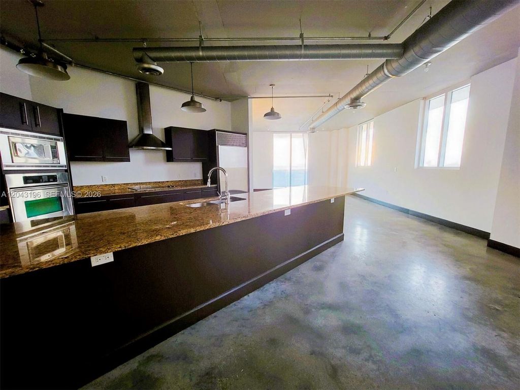 700 NE 25th St 1004, Miami, FL 33137