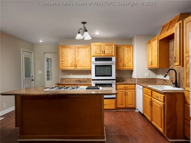 628 Carroll Street, St Albans, WV 25177