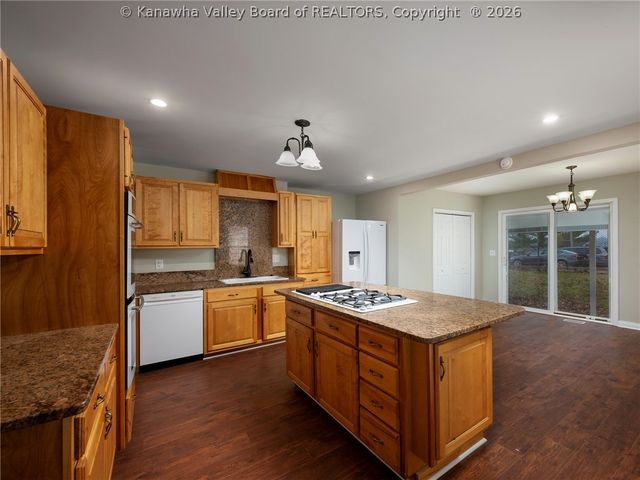 628 Carroll Street, St Albans, WV 25177