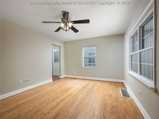 628 Carroll Street, St Albans, WV 25177