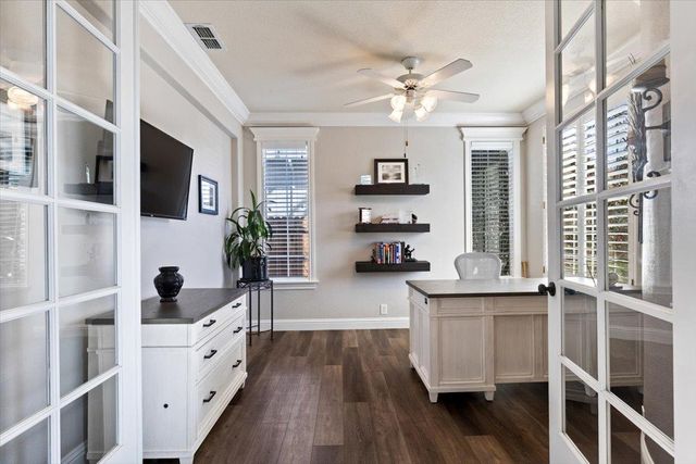 5209 Brookfield Cir, Rocklin, CA 95677