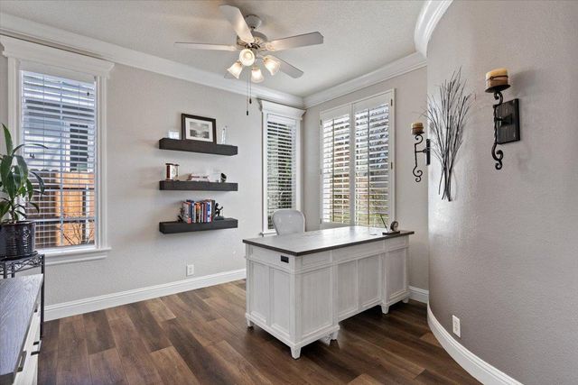 5209 Brookfield Cir, Rocklin, CA 95677