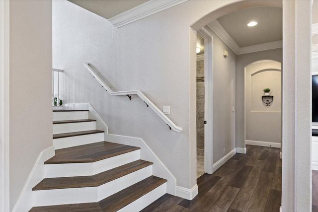 5209 Brookfield Cir, Rocklin, CA 95677