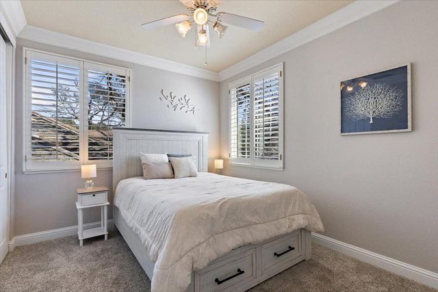 5209 Brookfield Cir, Rocklin, CA 95677