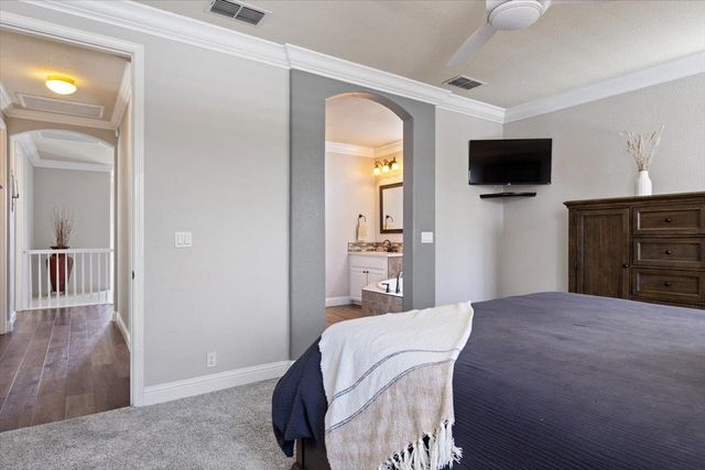 5209 Brookfield Cir, Rocklin, CA 95677