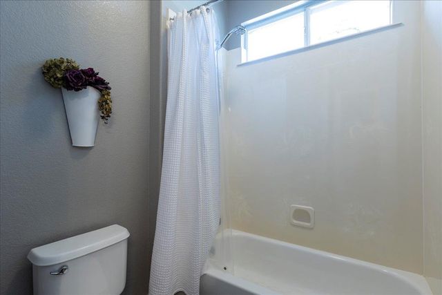 5209 Brookfield Cir, Rocklin, CA 95677