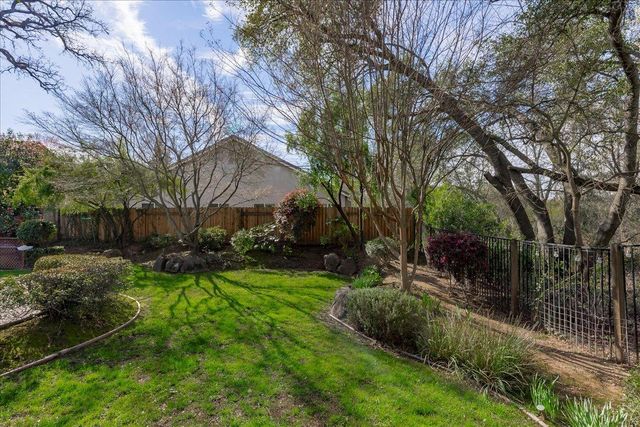 5209 Brookfield Cir, Rocklin, CA 95677