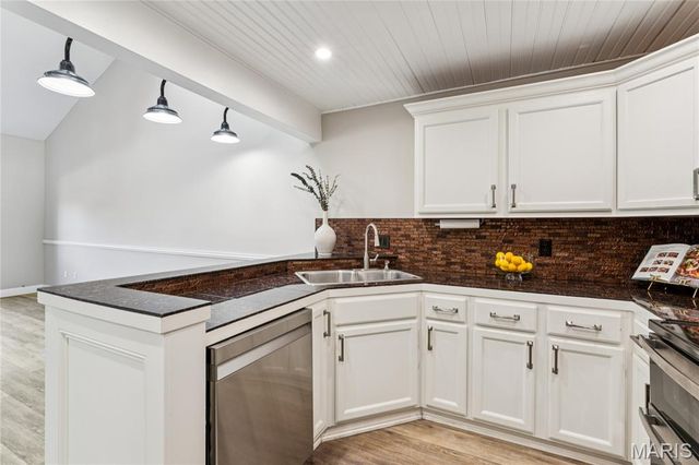 325 Kipling Way D, Weldon Spring, MO 63304