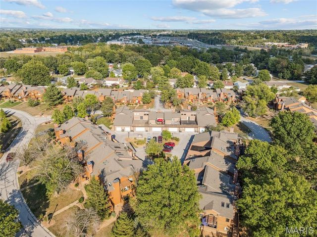 325 Kipling Way D, Weldon Spring, MO 63304