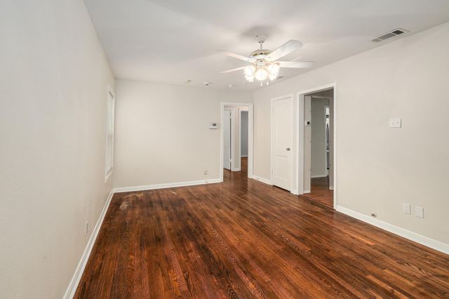 4701 Leslie Ave, Austin, TX 78721
