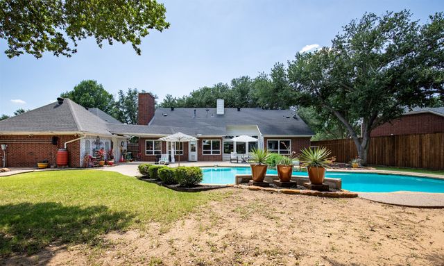 5204 Alexander Drive, Flower Mound, TX 75028