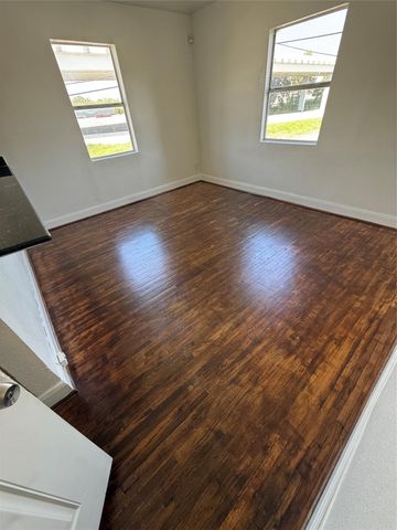 3002 Market Street 4, Houston, TX 77020