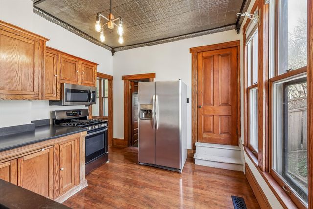 688 Bridal Row, Des Moines, IA 50314