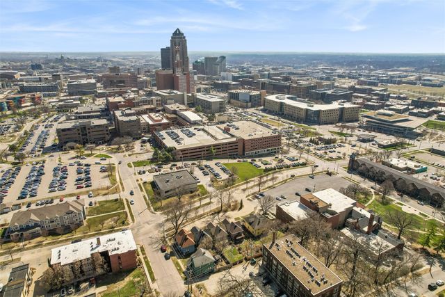 688 Bridal Row, Des Moines, IA 50314