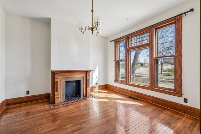 688 Bridal Row, Des Moines, IA 50314