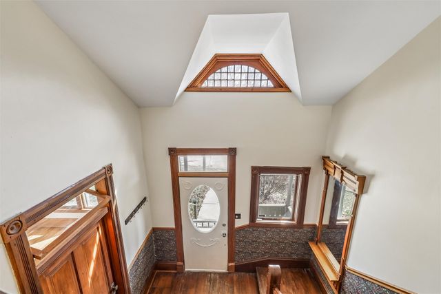 688 Bridal Row, Des Moines, IA 50314