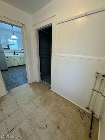 117 Kent Court, Akron, OH 44305