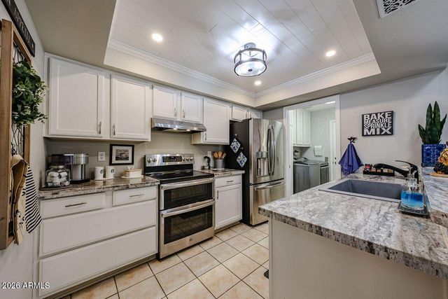 13715 W MEEKER Boulevard, Sun City West, AZ 85375