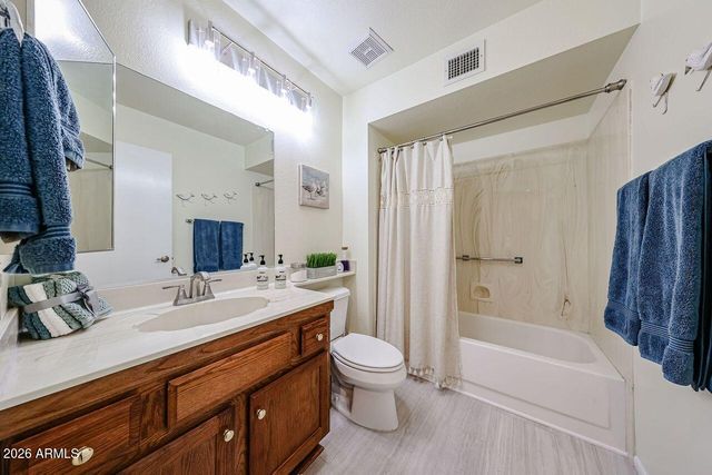 13715 W MEEKER Boulevard, Sun City West, AZ 85375