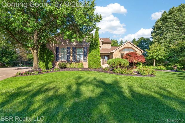 45411 Halston Court, Novi, MI 48374