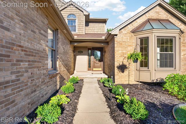 45411 Halston Court, Novi, MI 48374