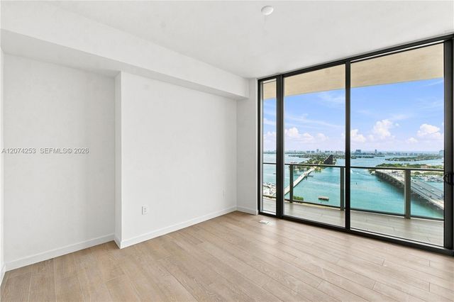 1400 Biscayne Boulevard 3201, Miami, FL 33132