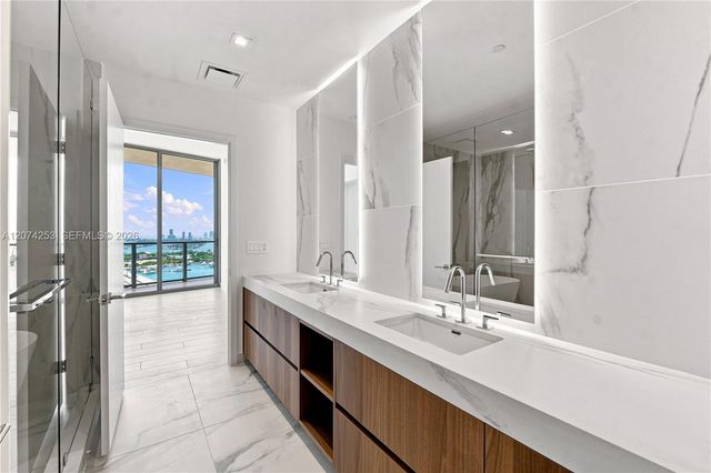 1400 Biscayne Boulevard 3201, Miami, FL 33132