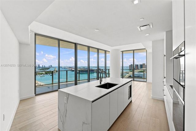 1400 Biscayne Boulevard 3201, Miami, FL 33132