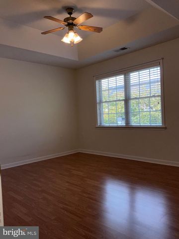 82 EFFIE LN, Martinsburg, WV 25404