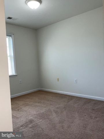 82 EFFIE LN, Martinsburg, WV 25404