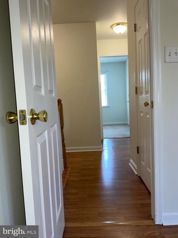 82 EFFIE LN, Martinsburg, WV 25404